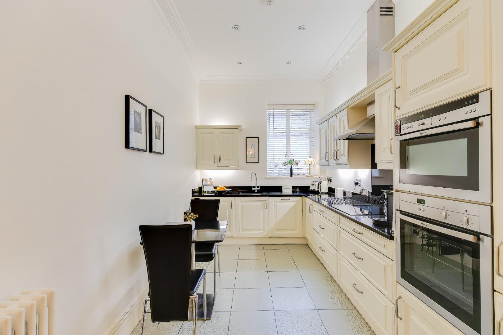 11 The Manor, Talygarn, Pontyclun, Rhondda Cynon Taff, CF72 9WT